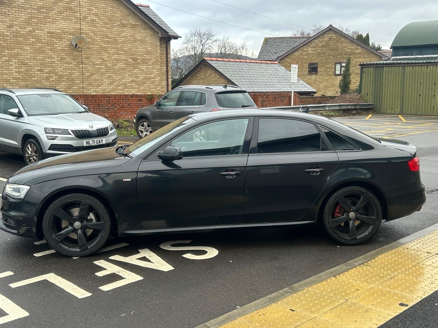 Used Audi A4 for sale - 77268118: Photo 4