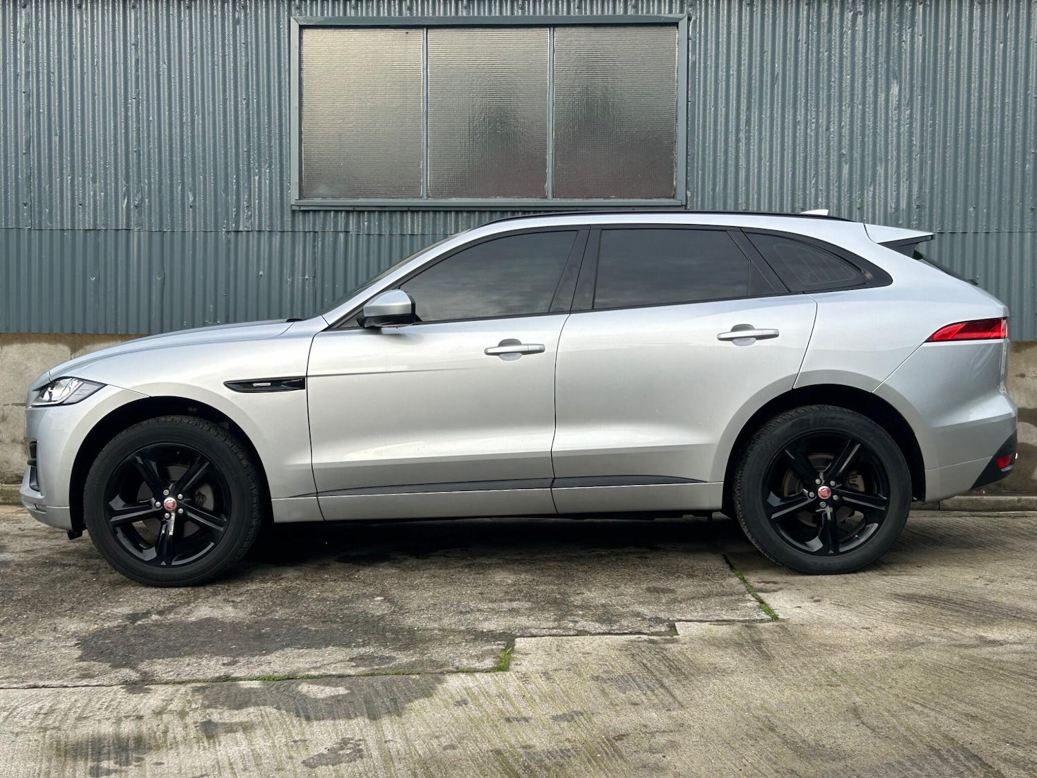 Used Jaguar F-Pace for sale - 77203180: Photo 12
