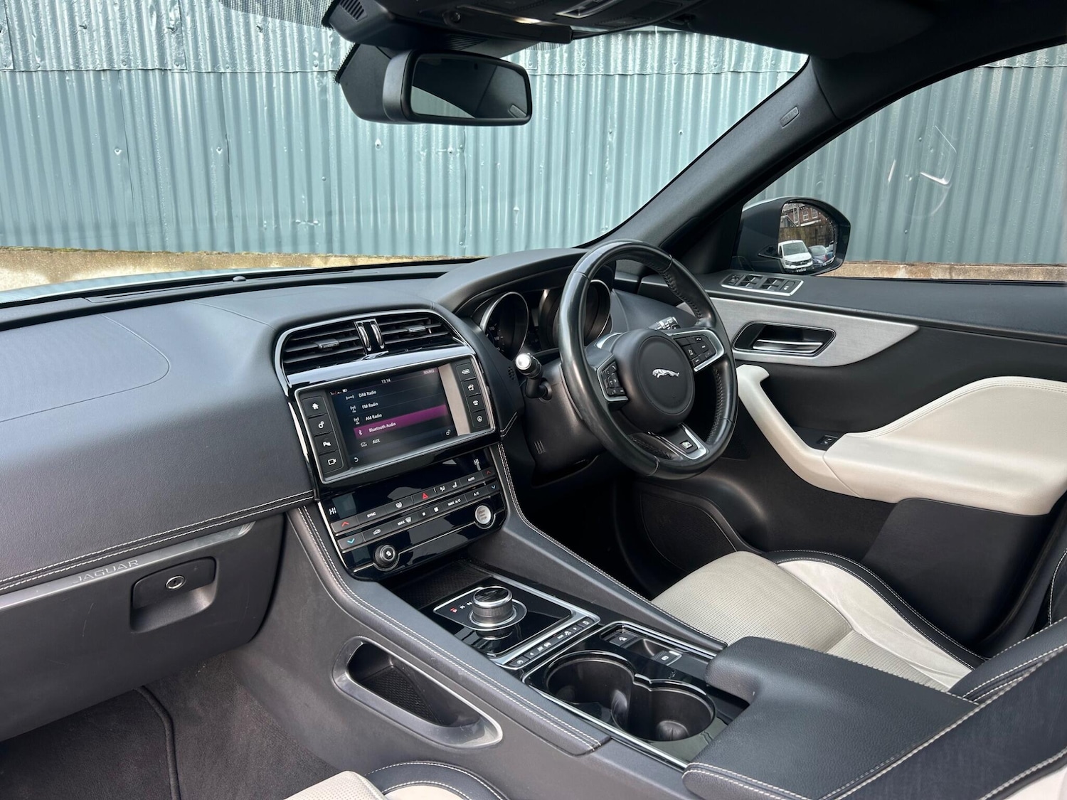 Used Jaguar F-Pace for sale - 77203180: Photo 22