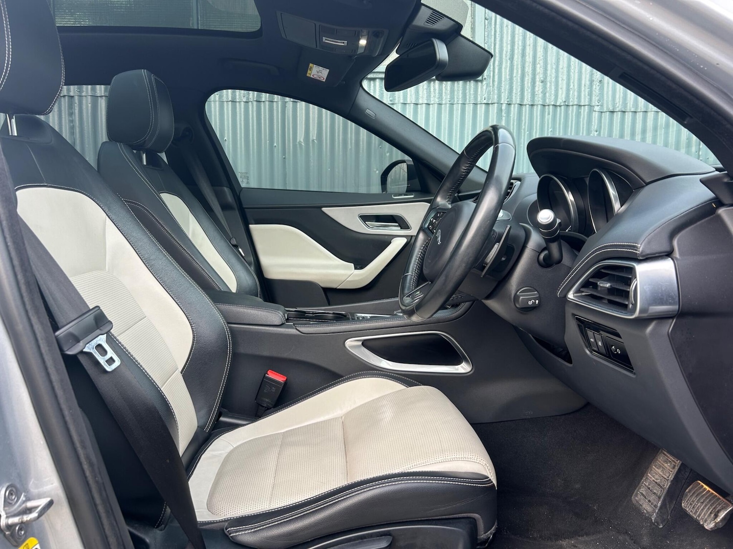 Used Jaguar F-Pace for sale - 77203180: Photo 26