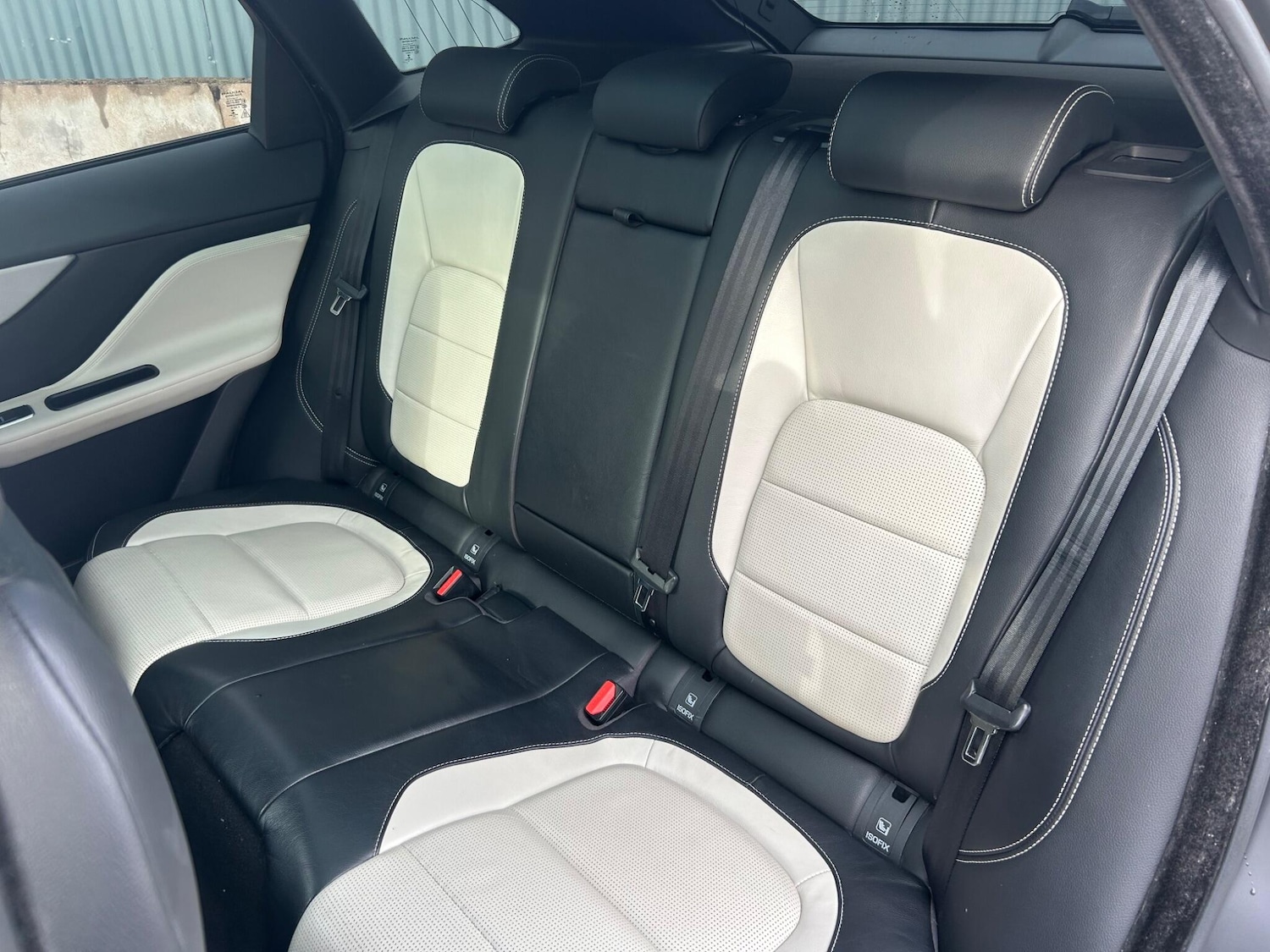 Used Jaguar F-Pace for sale - 77203180: Photo 31