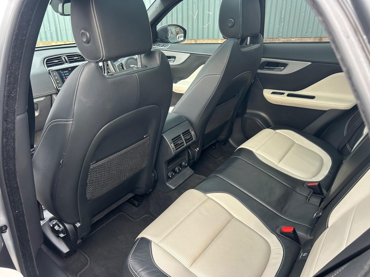 Used Jaguar F-Pace for sale - 77203180: Photo 34