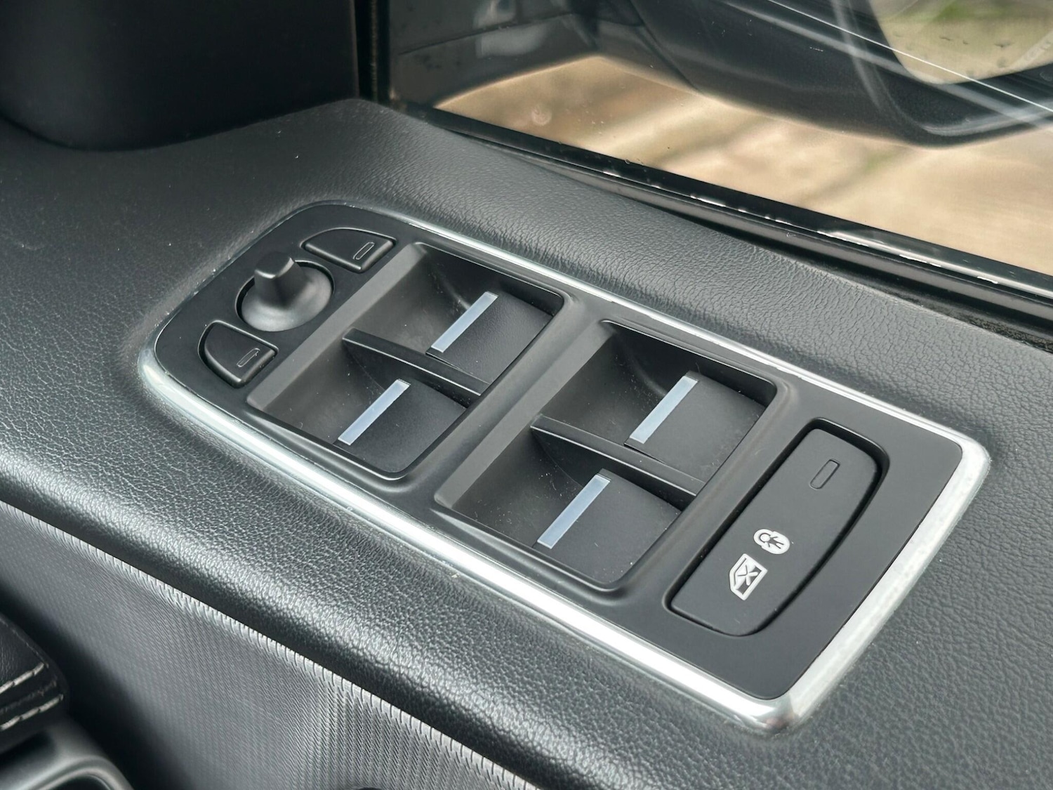 Used Jaguar F-Pace for sale - 77203180: Photo 36