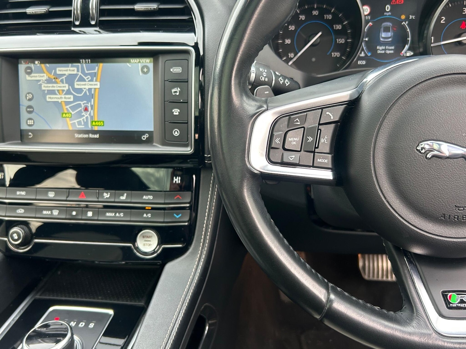 Used Jaguar F-Pace for sale - 77203180: Photo 59