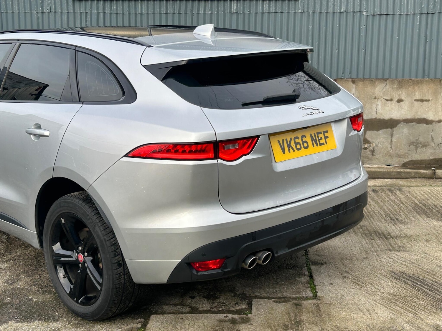 Used Jaguar F-Pace for sale - 77203180: Photo 9