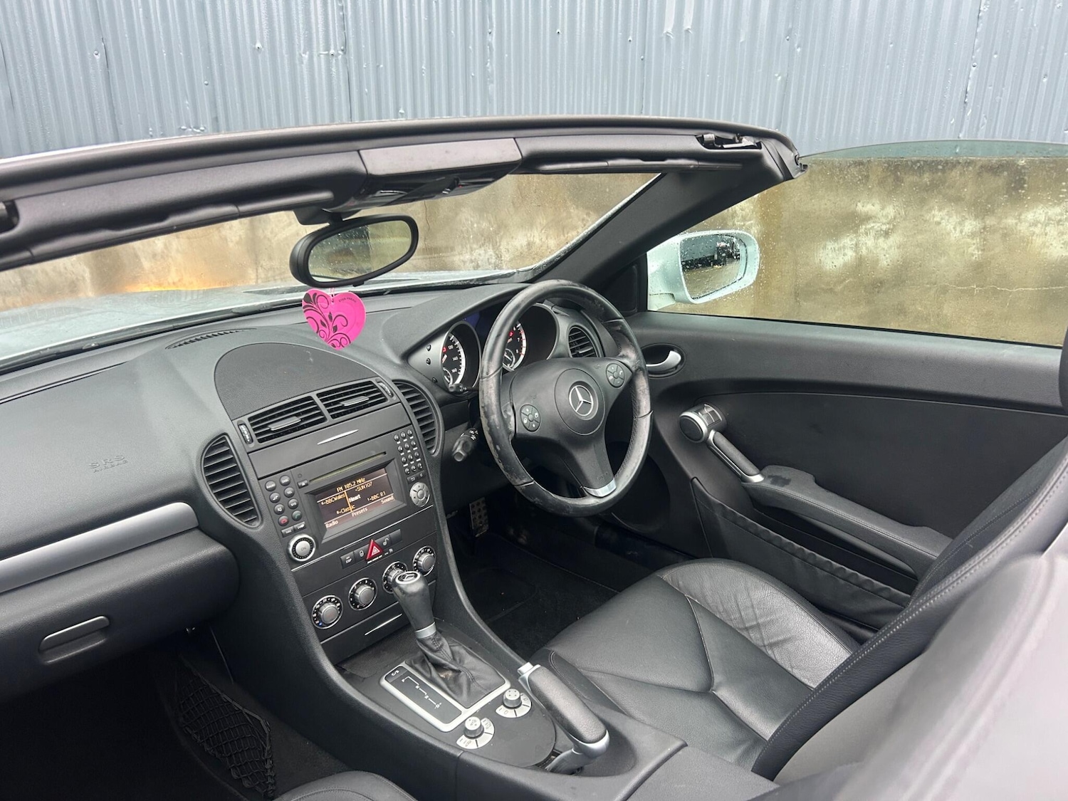 Used Mercedes-Benz SLK 2010 for sale - 77330478: Photo 23