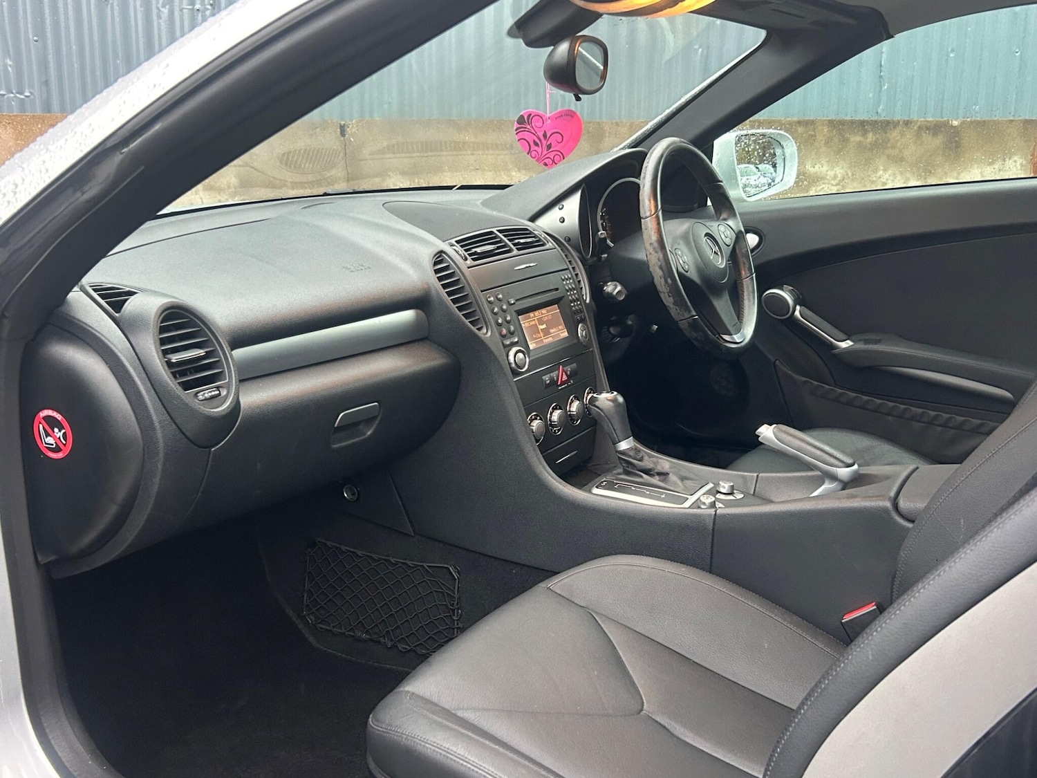 Used Mercedes-Benz SLK 2010 for sale - 77330478: Photo 25