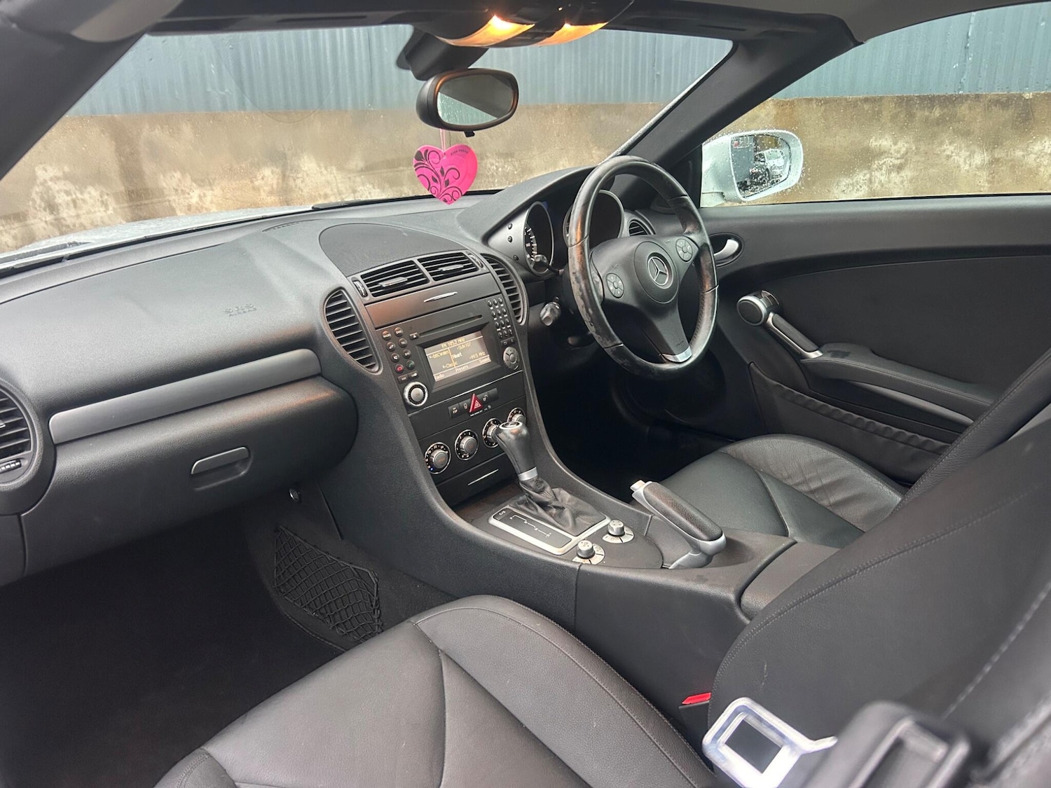 Used Mercedes-Benz SLK 2010 for sale - 77330478: Photo 26