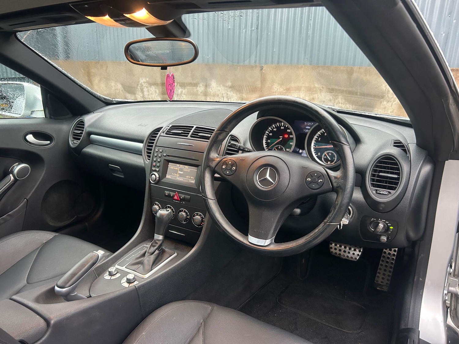 Used Mercedes-Benz SLK 2010 for sale - 77330478: Photo 28