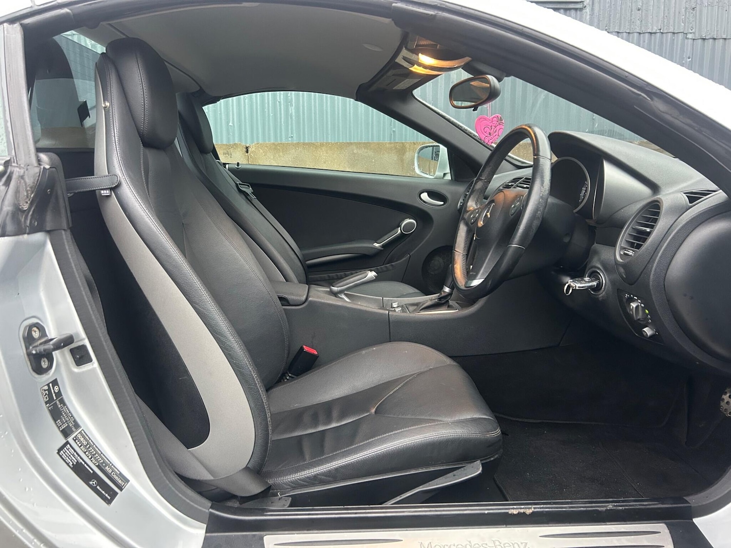 Used Mercedes-Benz SLK 2010 for sale - 77330478: Photo 29