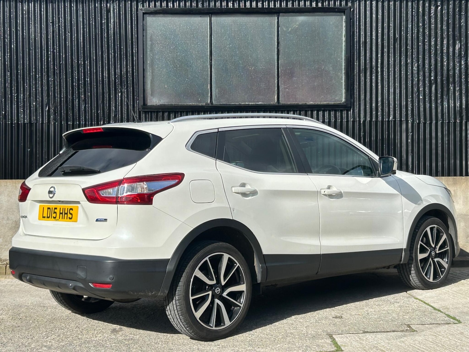 Used Nissan Qashqai 2015 for sale - 77852738: Photo 12