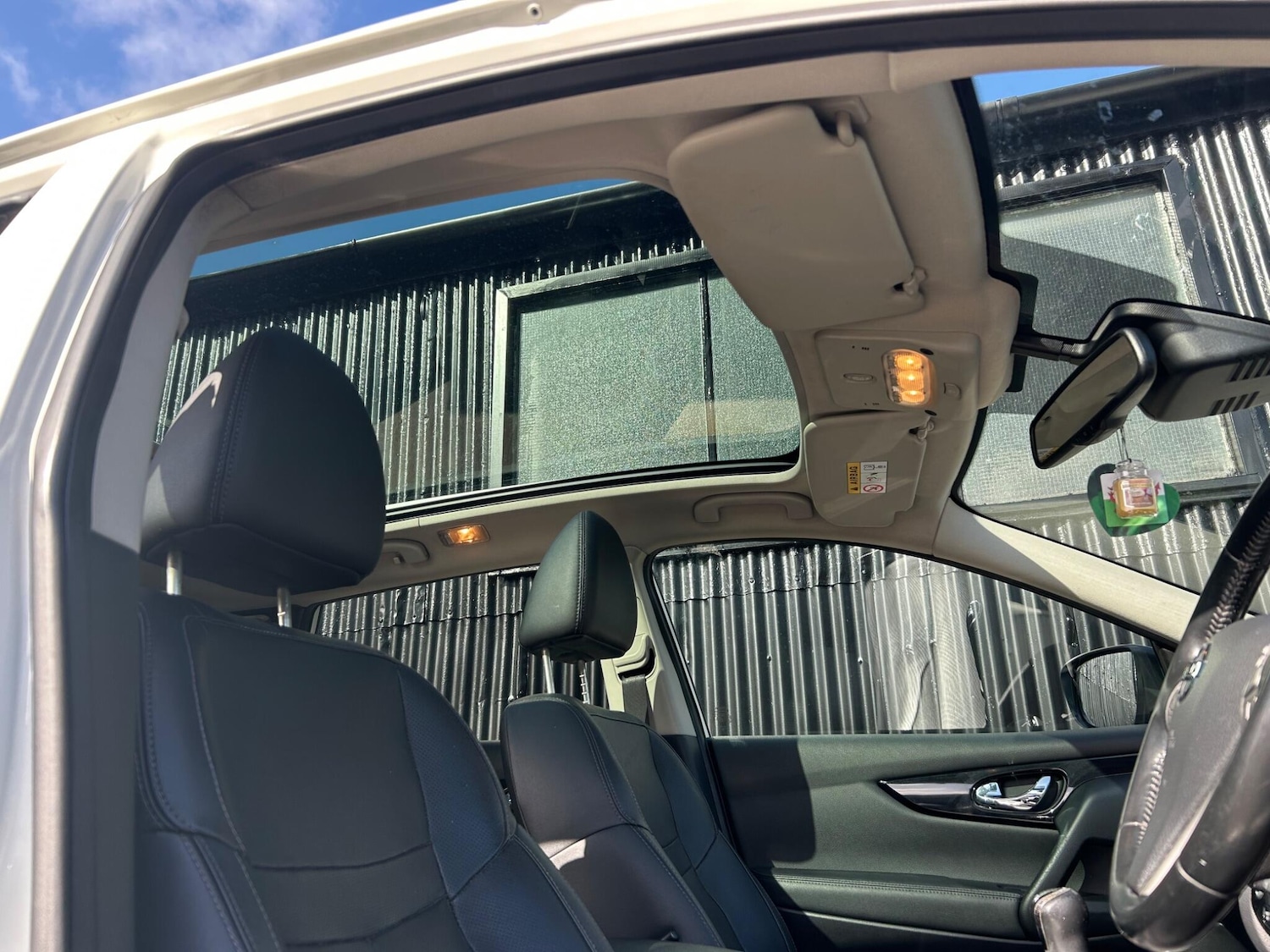 Used Nissan Qashqai 2015 for sale - 77852738: Photo 20