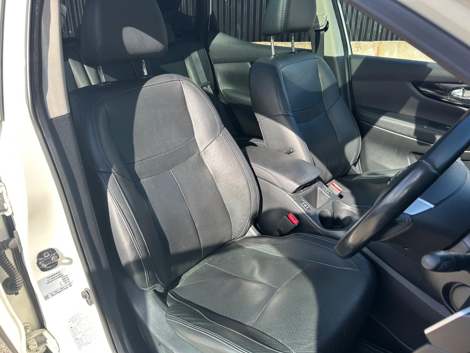 Used Nissan Qashqai 2015 for sale - 77852738: Photo 23