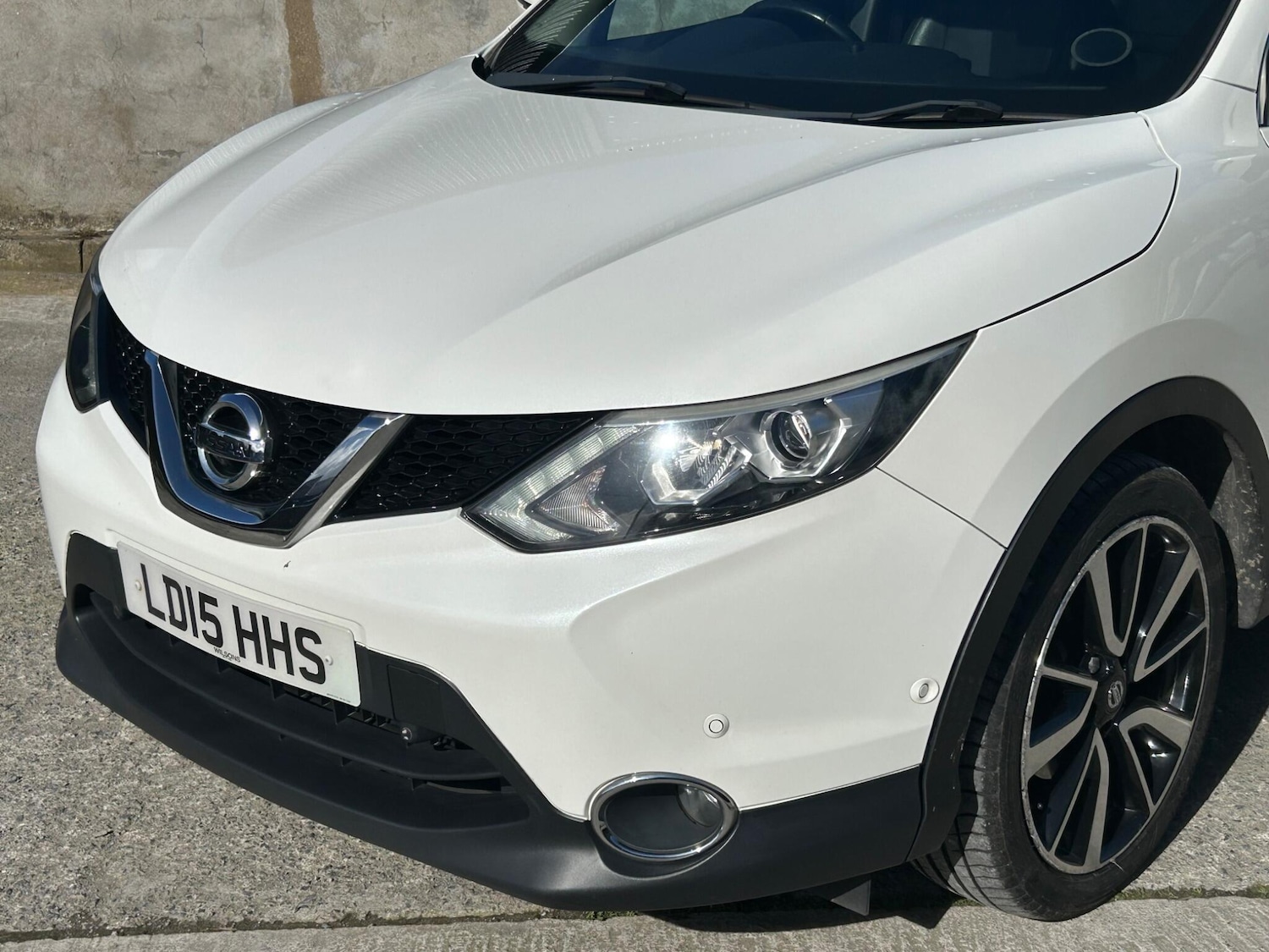 Used Nissan Qashqai 2015 for sale - 77852738: Photo 3