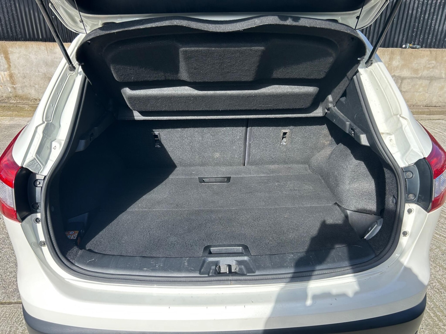 Used Nissan Qashqai 2015 for sale - 77852738: Photo 37