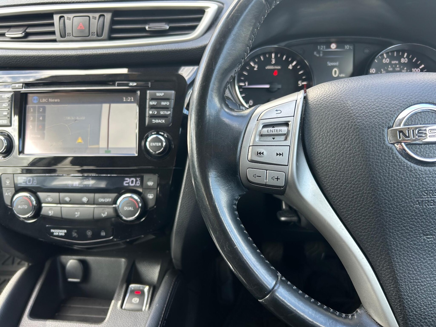 Used Nissan Qashqai 2015 for sale - 77852738: Photo 44