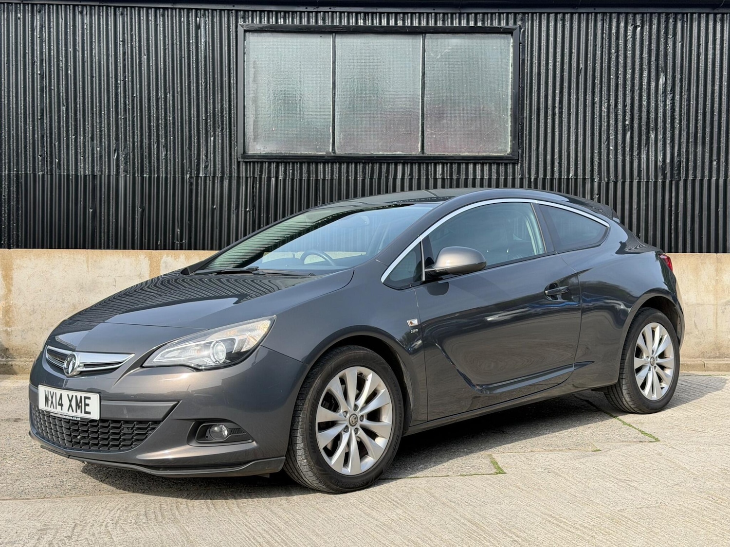 Used Vauxhall Astra GTC 2014 for sale - 77969788: Photo 3