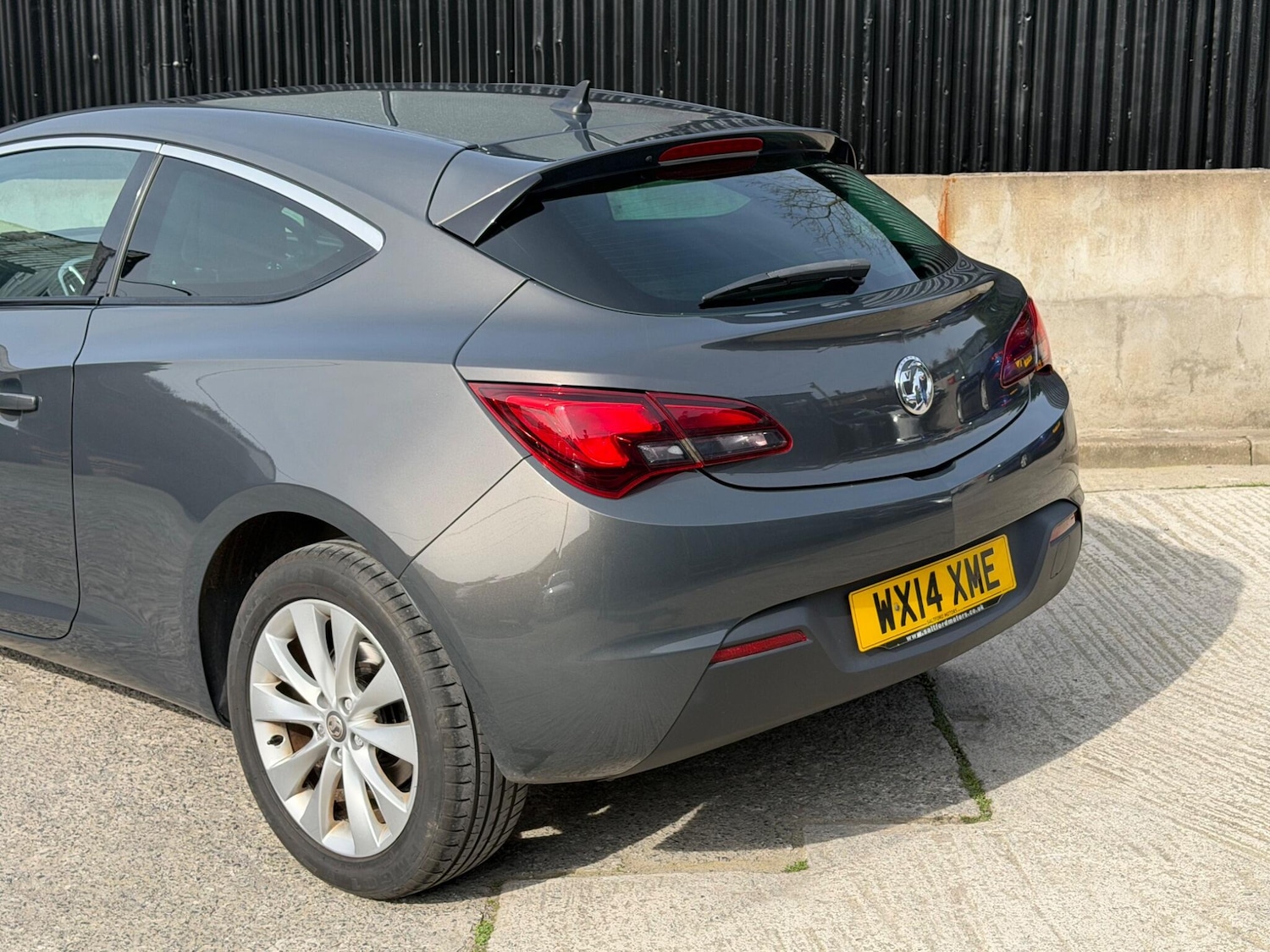 Used Vauxhall Astra GTC 2014 for sale - 77969788: Photo 6
