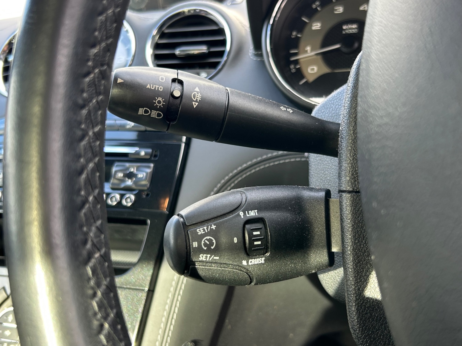 Used Peugeot RCZ 2013 for sale - 76452416: Photo 18