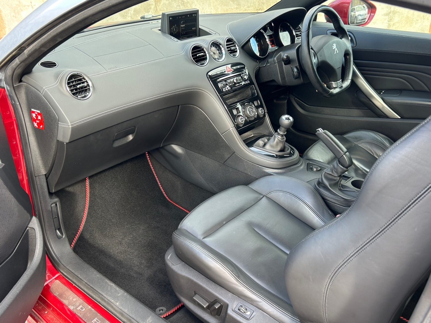 Used Peugeot RCZ 2013 for sale - 76452416: Photo 25