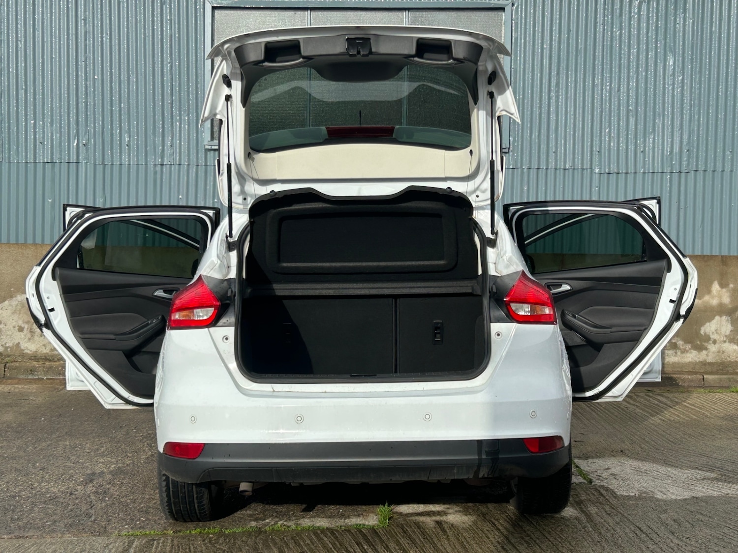 Used Ford Focus 2014 for sale - 76532212: Photo 12