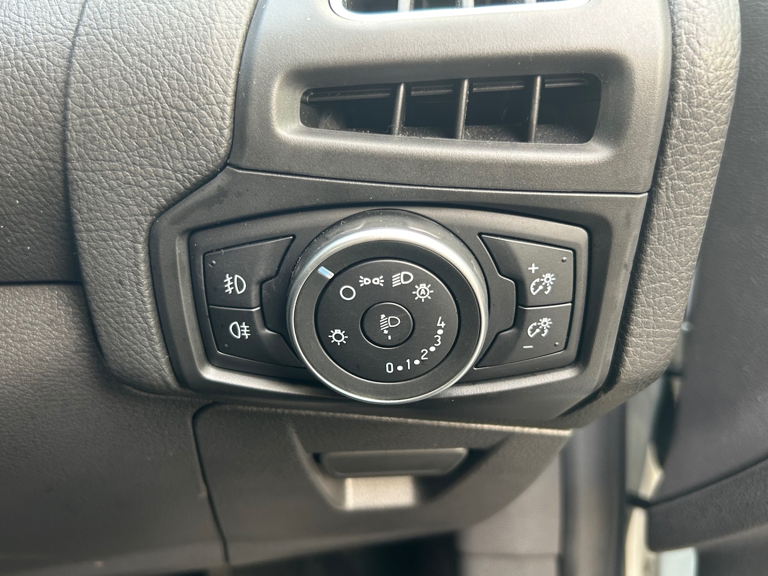 Used Ford Focus 2014 for sale - 76532212: Photo 35