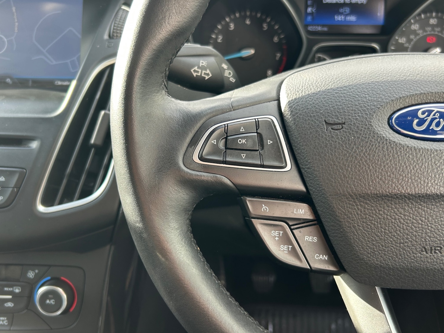 Used Ford Focus 2014 for sale - 76532212: Photo 36