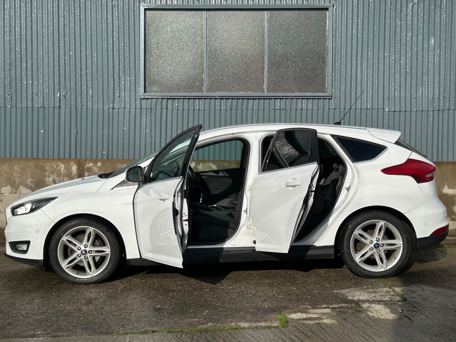 Used Ford Focus 2014 for sale - 76532212: Photo 6