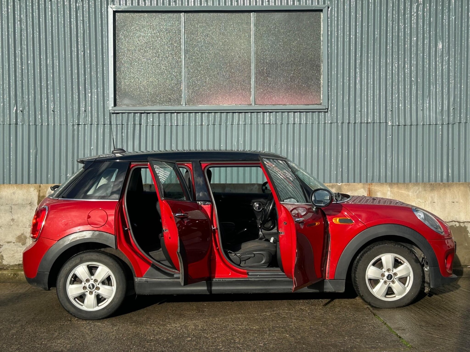 Used MINI Hatch 2017 for sale - 77238377: Photo 13