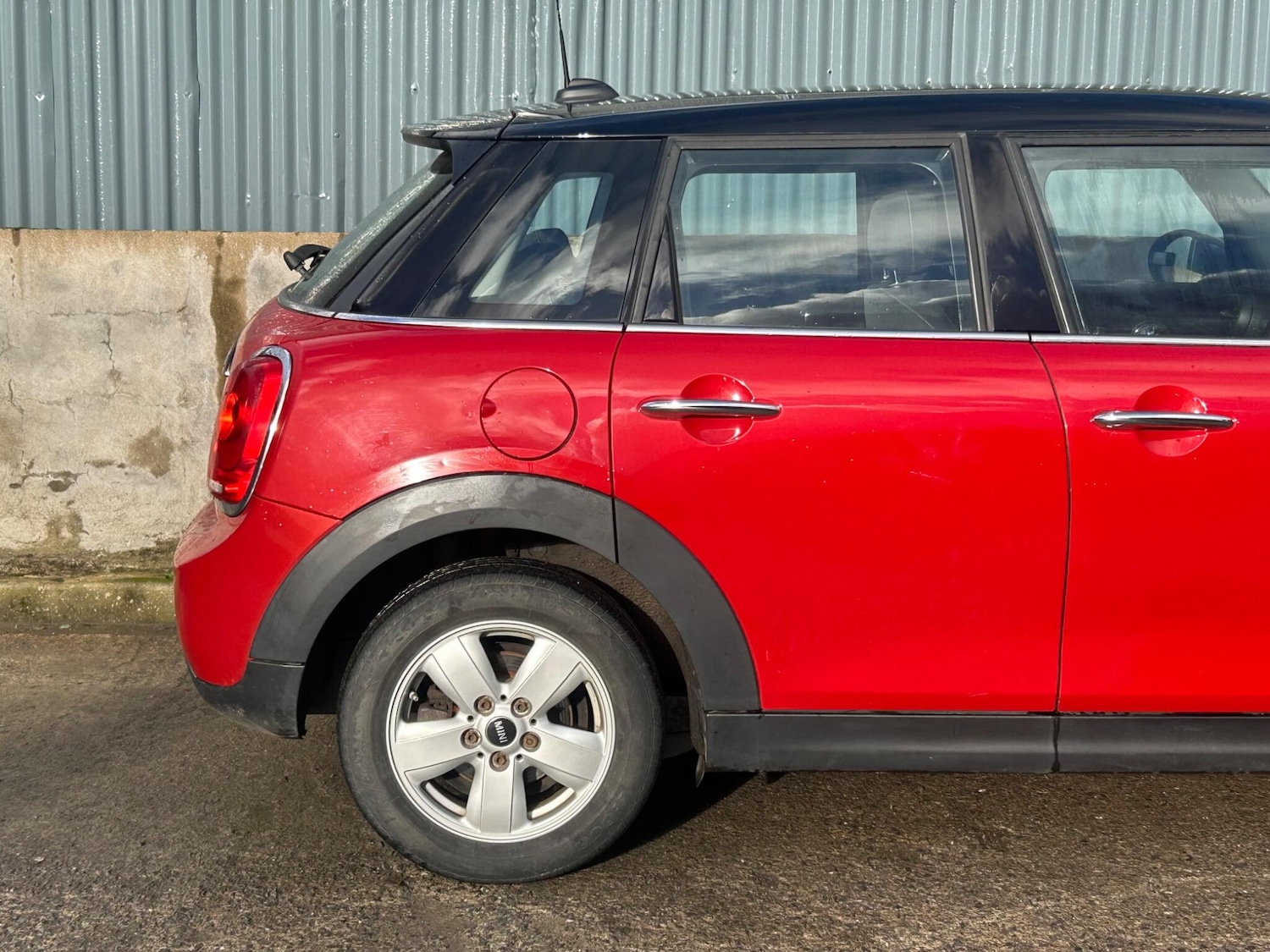 Used MINI Hatch 2017 for sale - 77238377: Photo 40