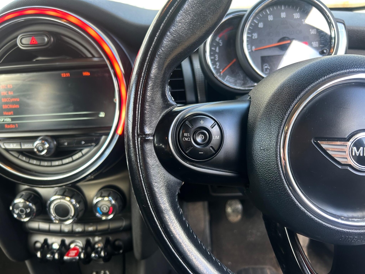 Used MINI Hatch 2017 for sale - 77238377: Photo 55