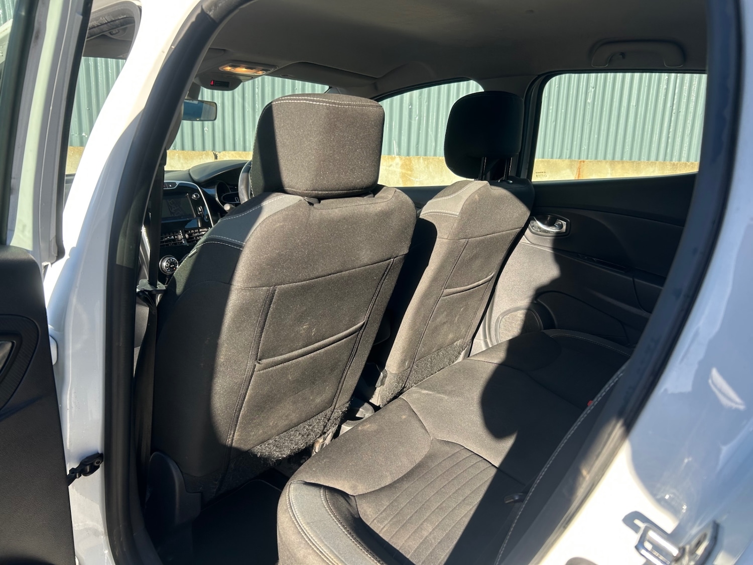 Used Renault Clio 2016 for sale - 76637556: Photo 30