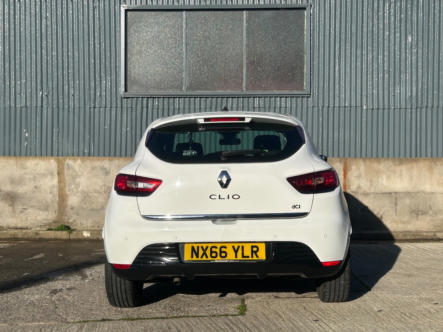 Used Renault Clio 2016 for sale - 76637556: Photo 8
