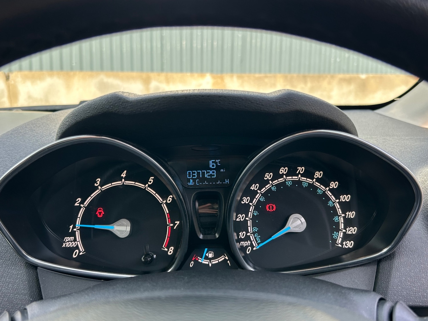 Used Ford Fiesta 2015 for sale - 76576976: Photo 19