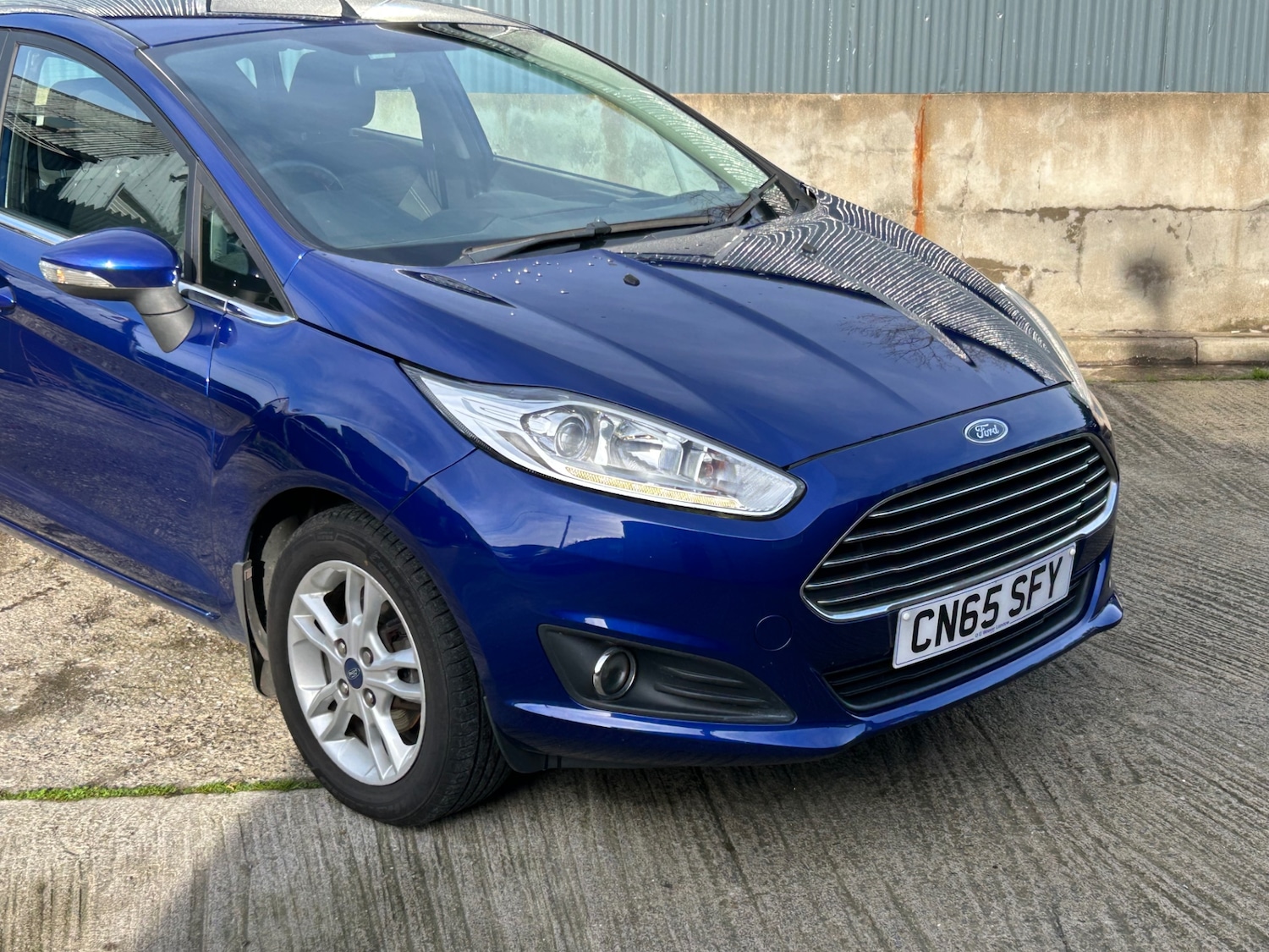 Used Ford Fiesta 2015 for sale - 76576976: Photo 2