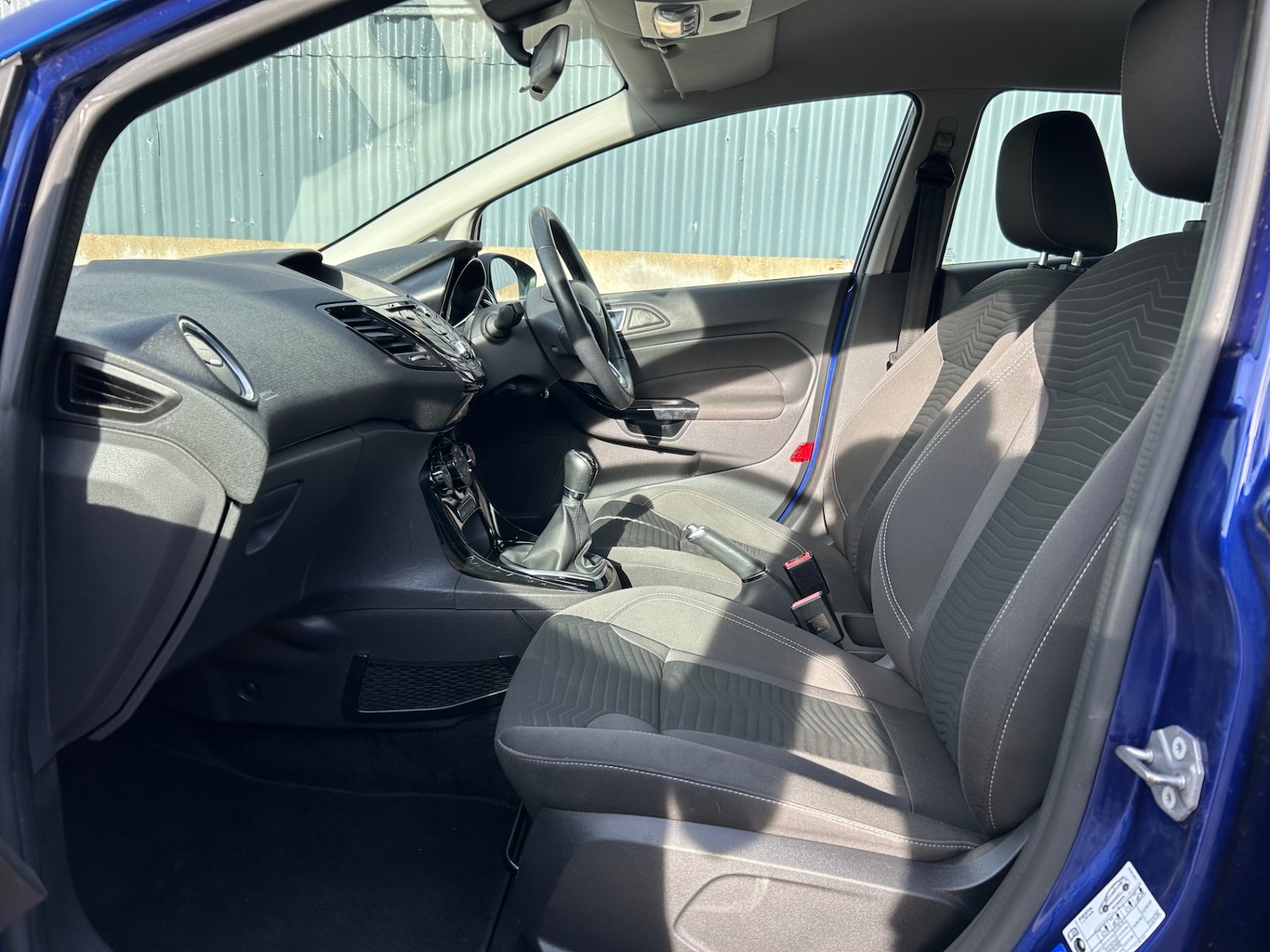 Used Ford Fiesta 2015 for sale - 76576976: Photo 36