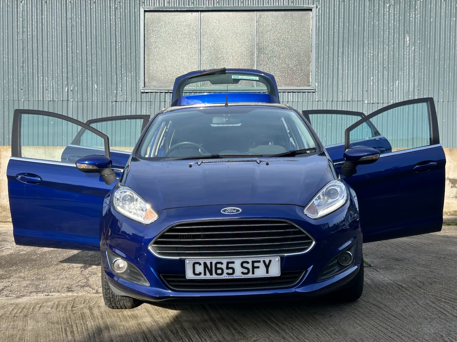 Used Ford Fiesta 2015 for sale - 76576976: Photo 4