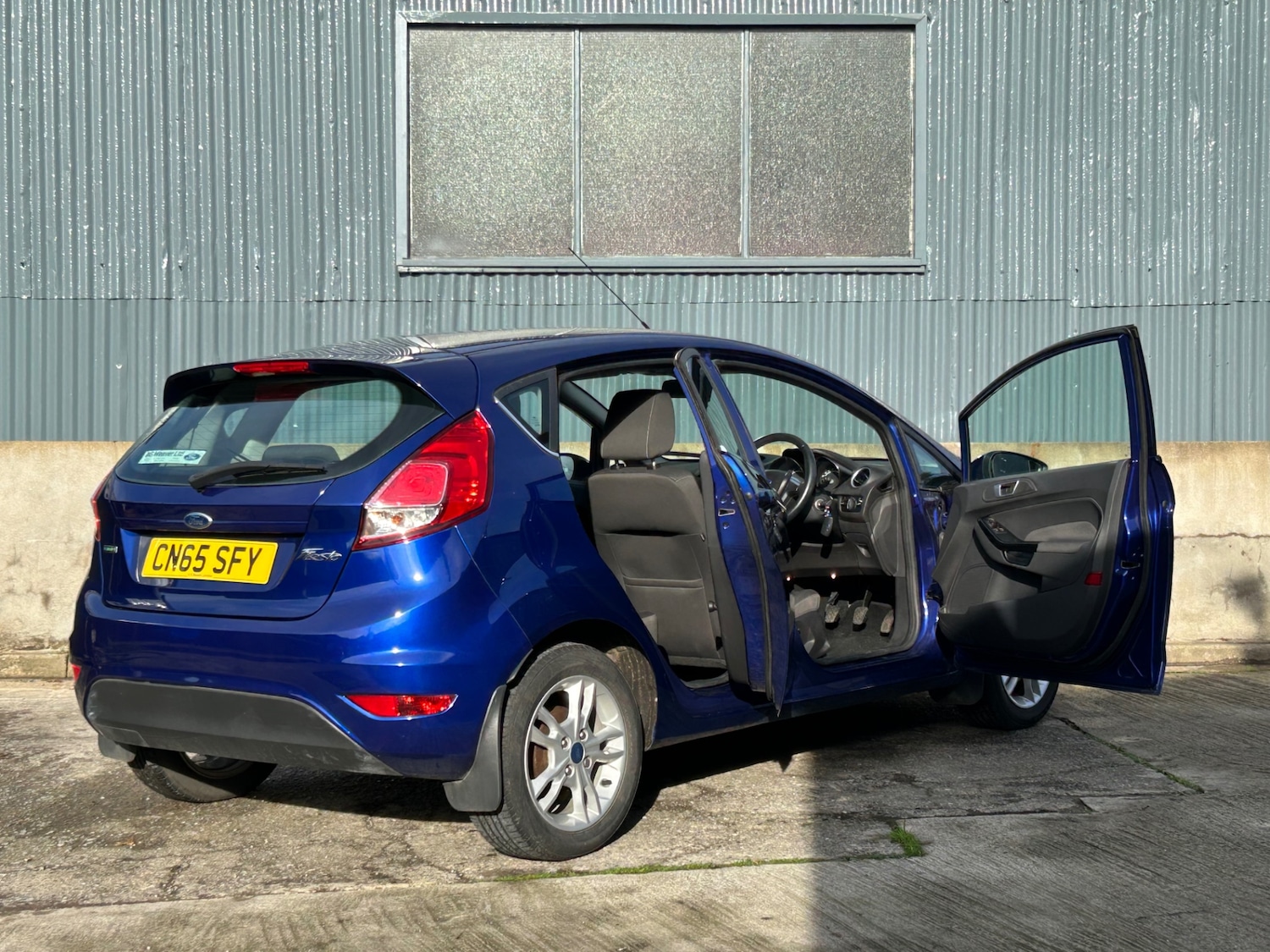 Used Ford Fiesta 2015 for sale - 76576976: Photo 47