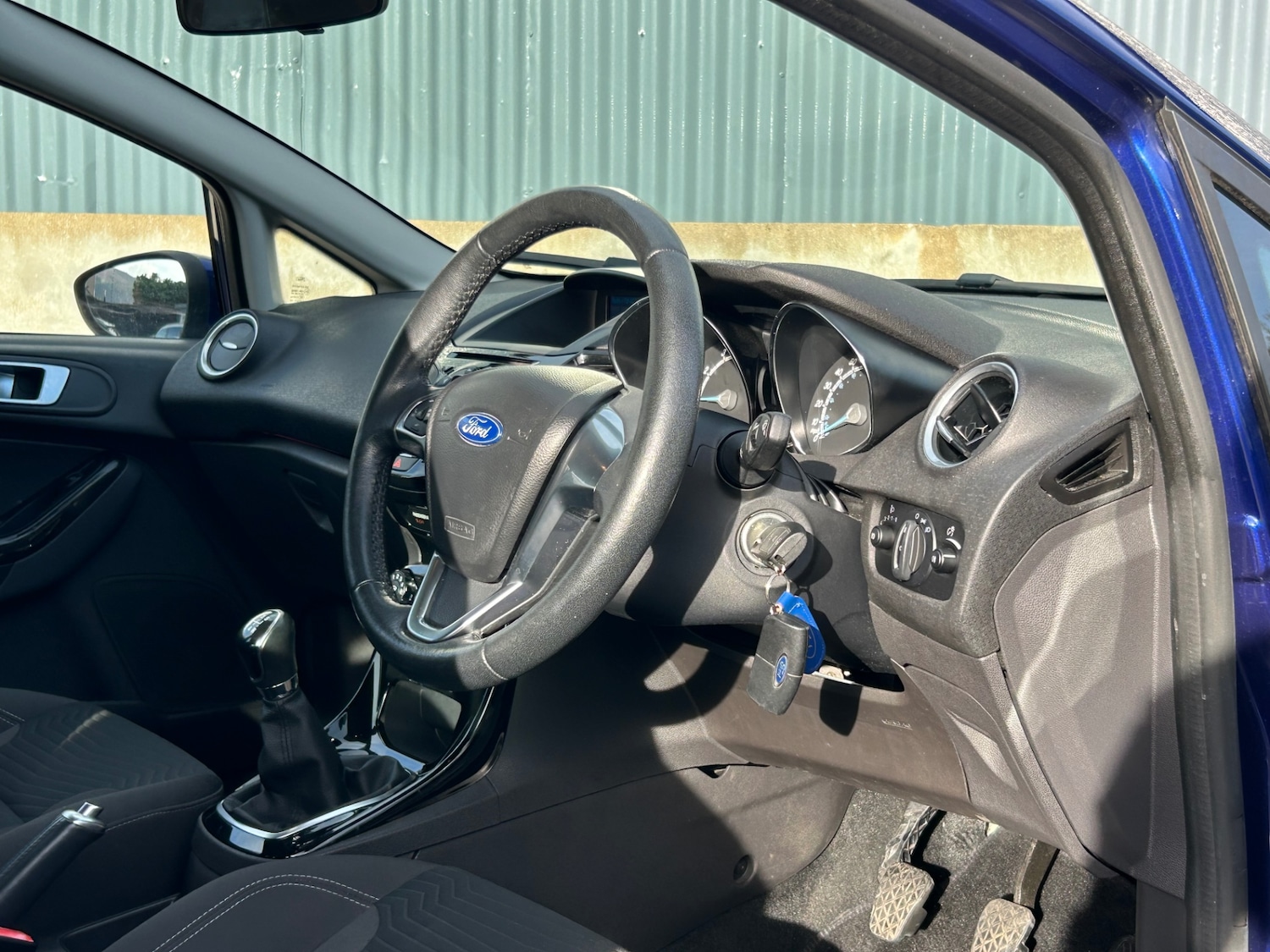 Used Ford Fiesta 2015 for sale - 76576976: Photo 50