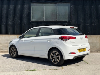 Used Hyundai i20 2015 for sale - 79201532: Photo