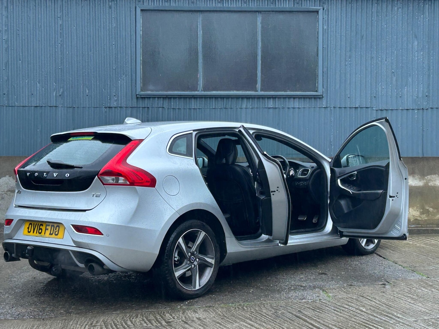 Used Volvo V40 2016 for sale - 77549640: Photo 18