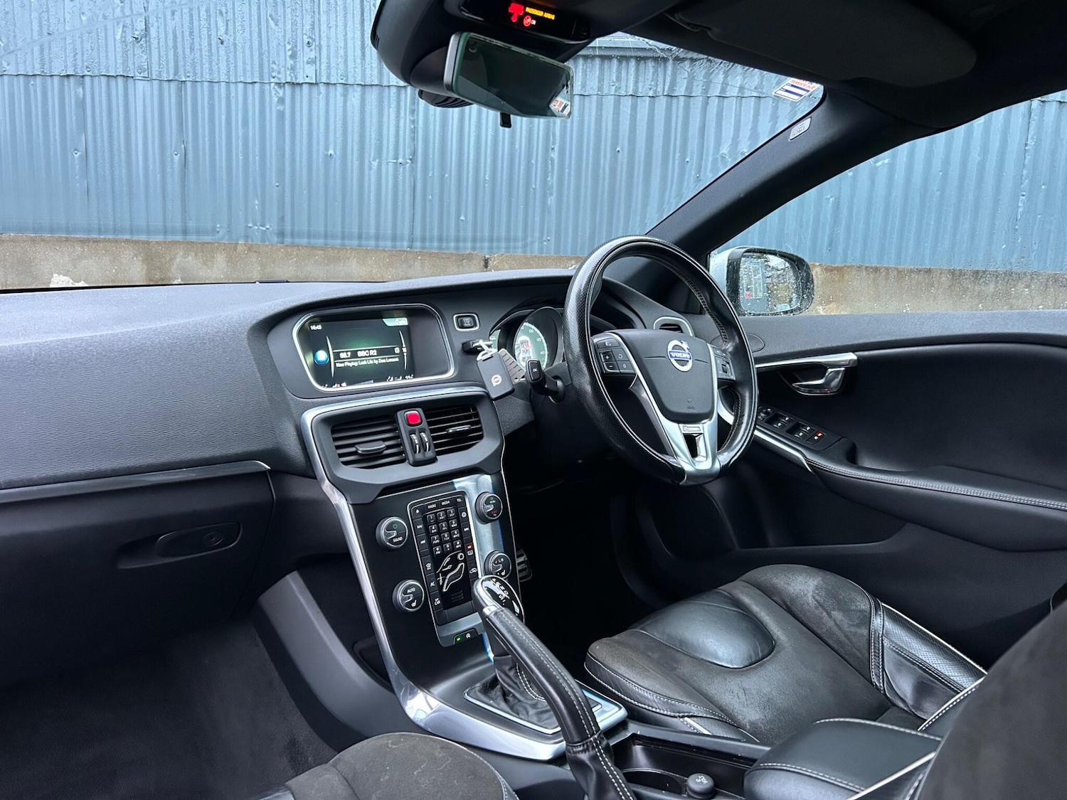 Used Volvo V40 2016 for sale - 77549640: Photo 23