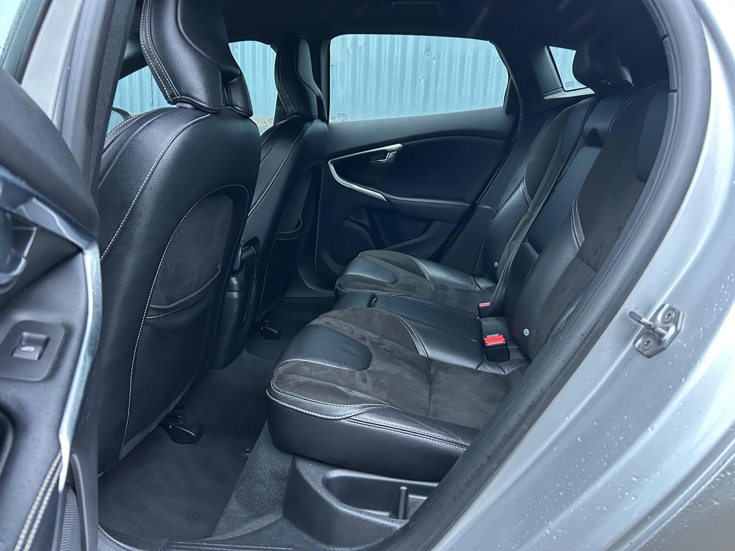 Used Volvo V40 2016 for sale - 77549640: Photo 34