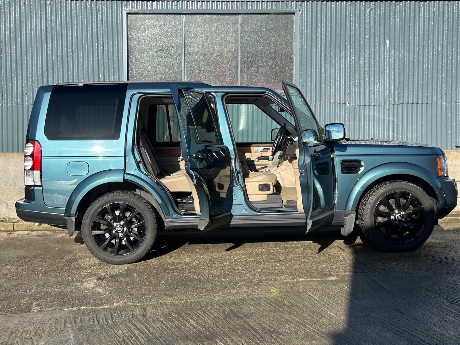 Used Land Rover Discovery 2011 for sale - 77377385: Photo 15