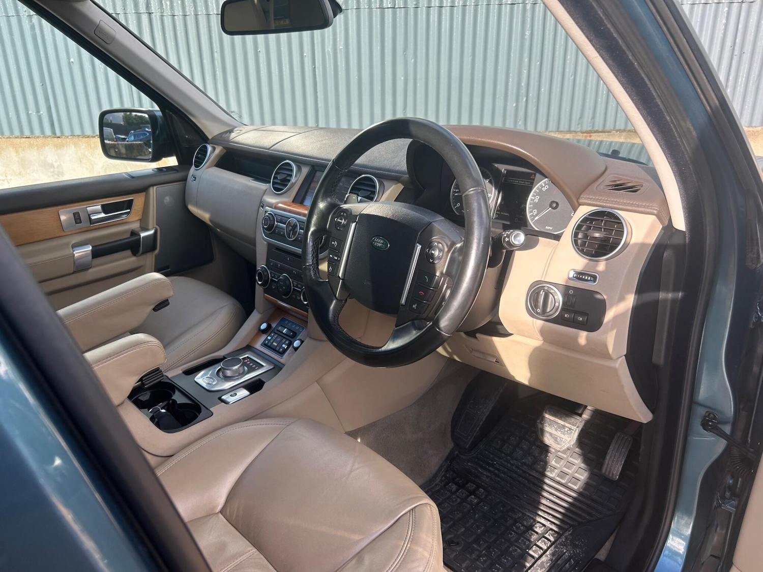 Used Land Rover Discovery 2011 for sale - 77377385: Photo 20