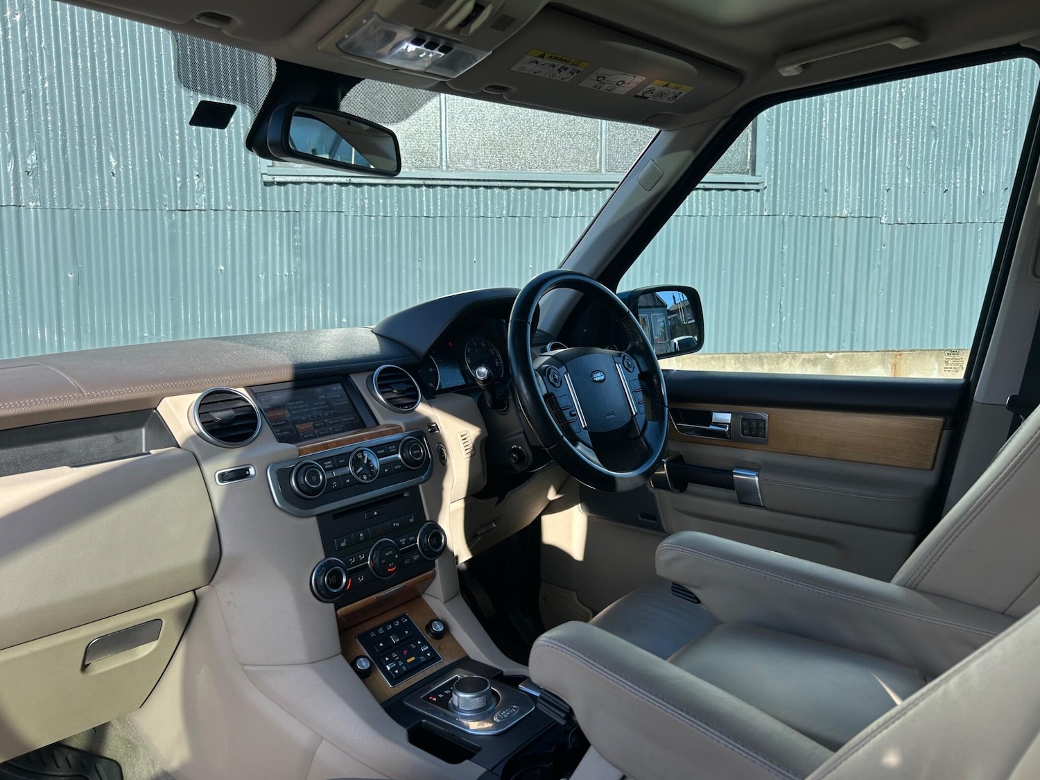 Used Land Rover Discovery 2011 for sale - 77377385: Photo 21