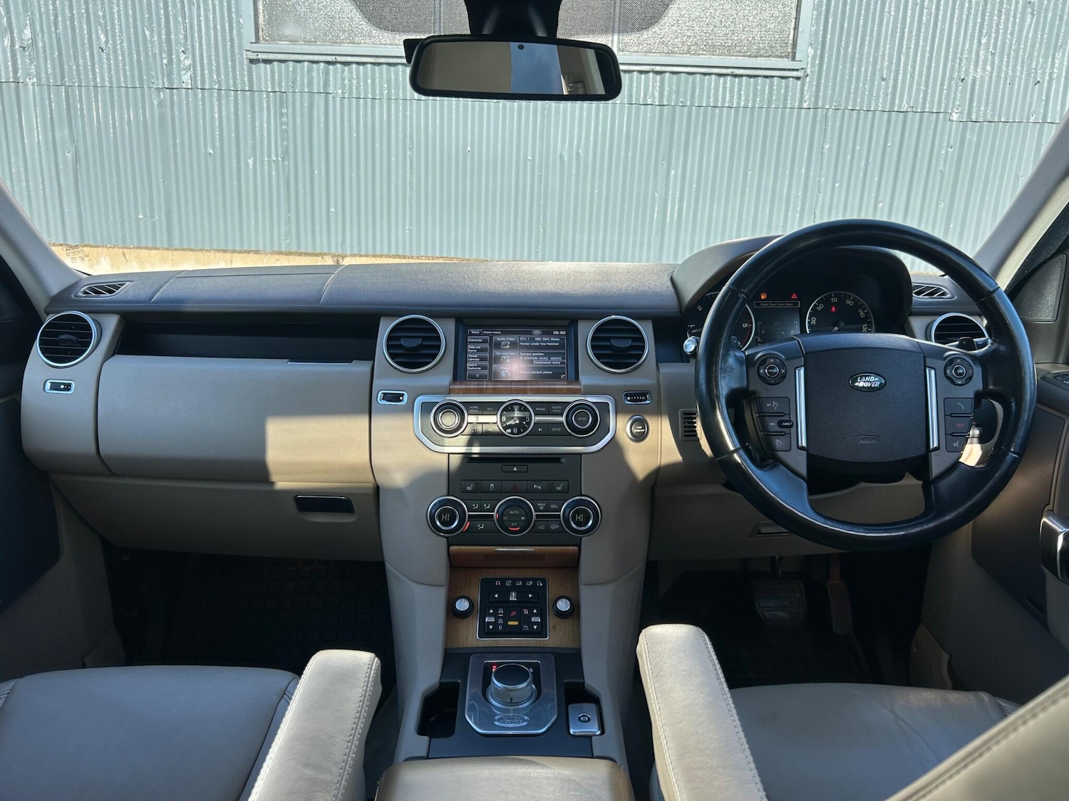 Used Land Rover Discovery 2011 for sale - 77377385: Photo 24