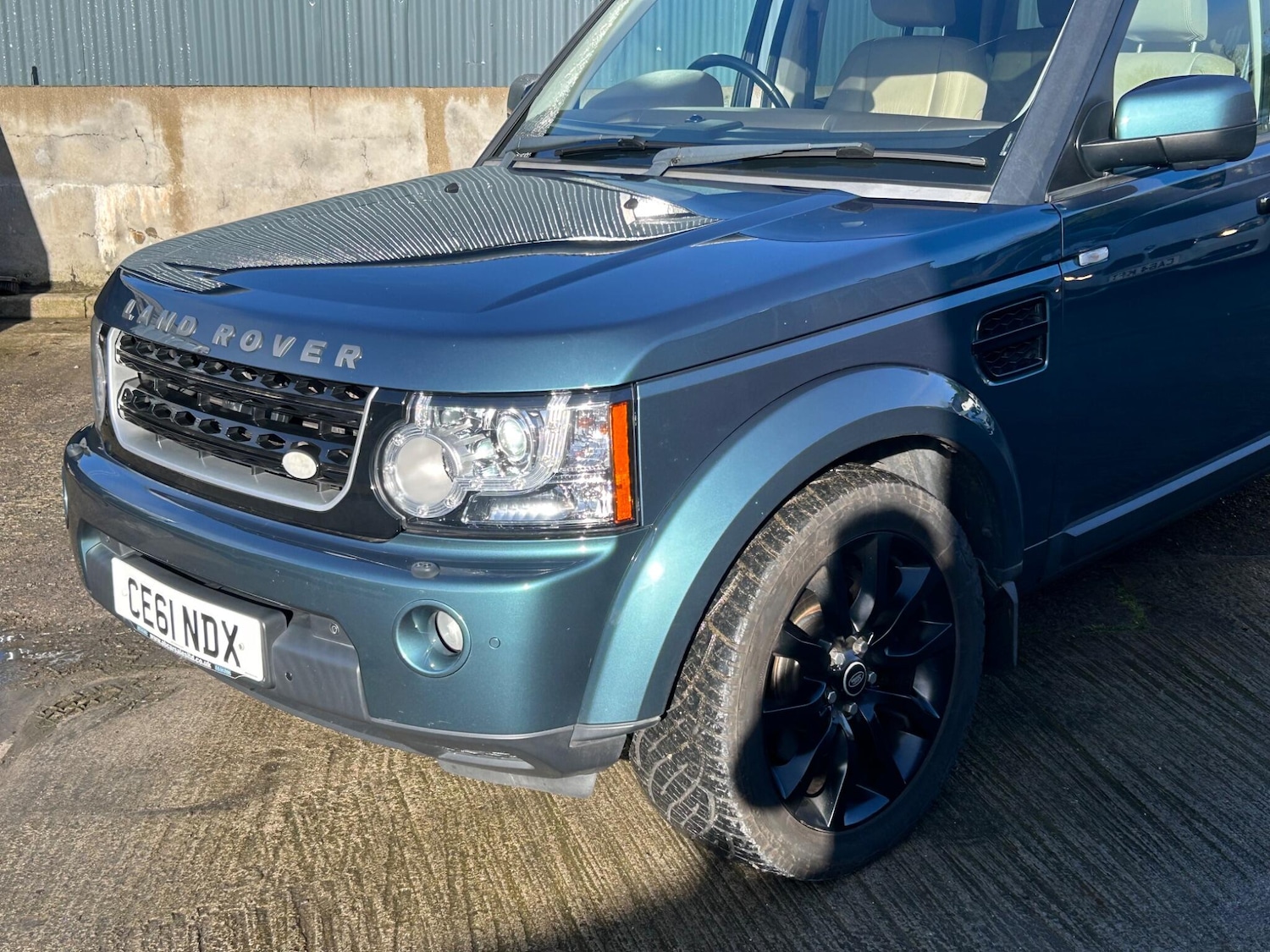 Used Land Rover Discovery 2011 for sale - 77377385: Photo 3