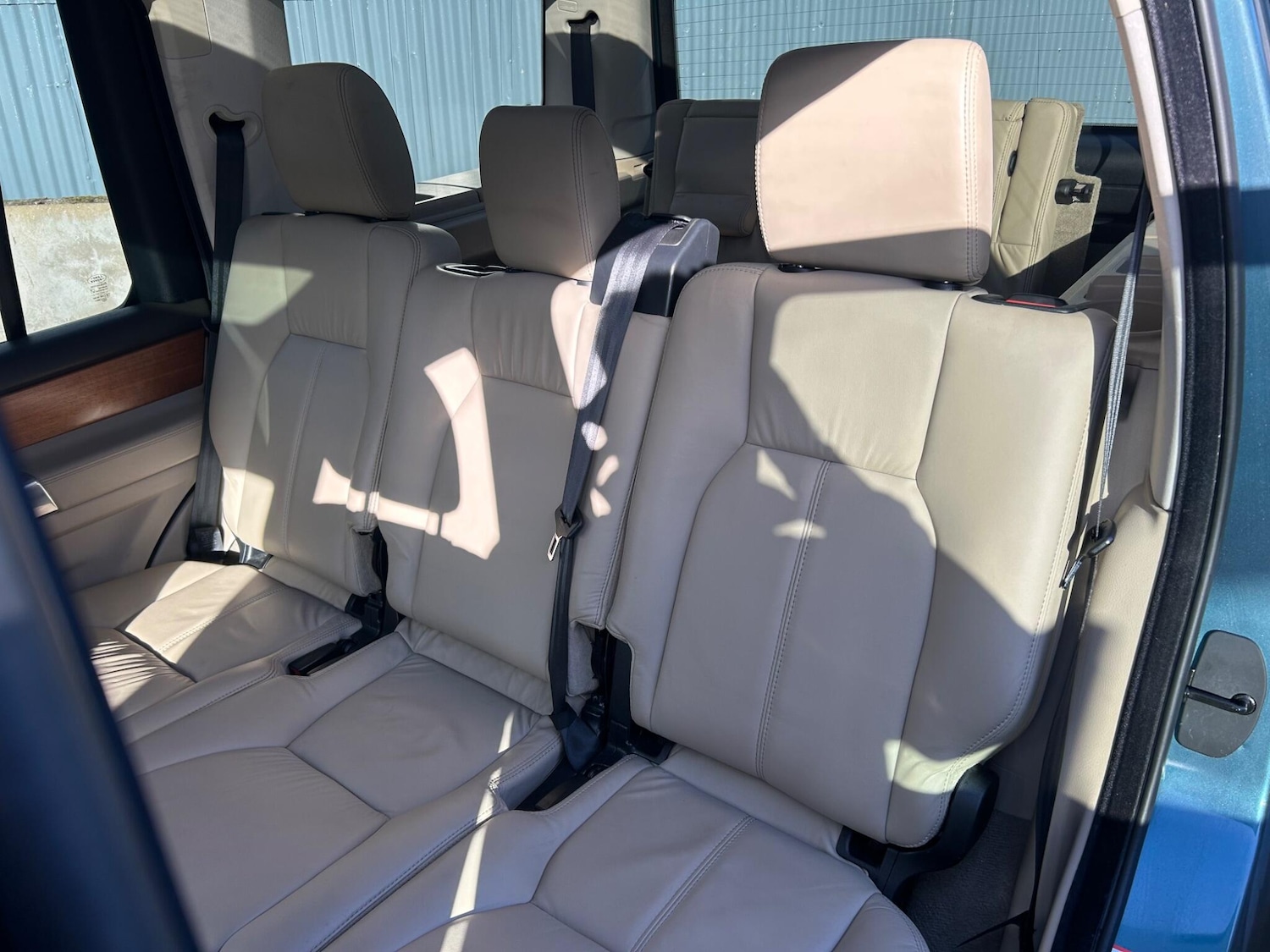 Used Land Rover Discovery 2011 for sale - 77377385: Photo 32