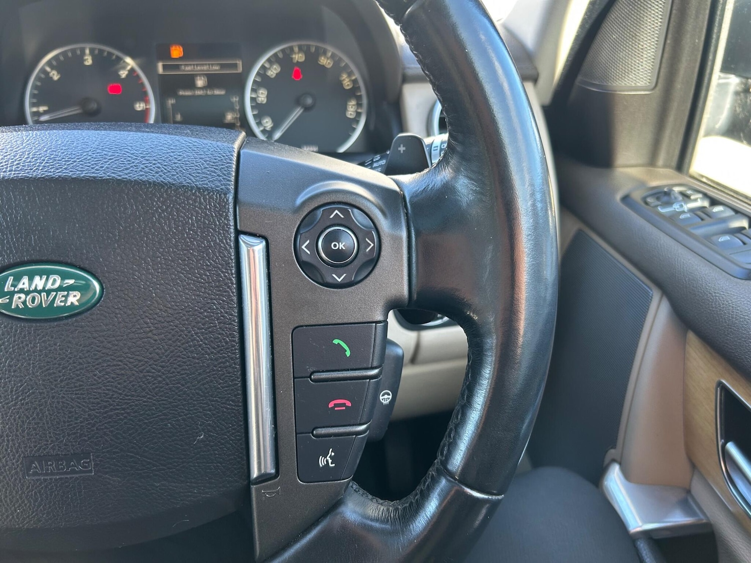 Used Land Rover Discovery 2011 for sale - 77377385: Photo 43